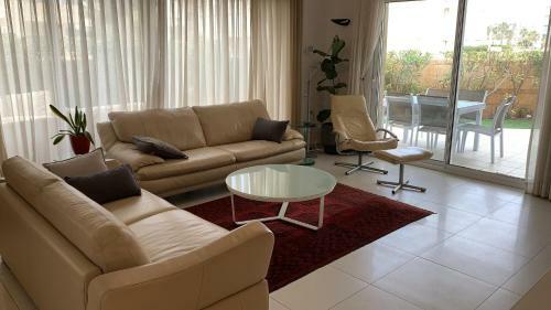 Garden Apartment Herzliya Marina. Pool & Gym