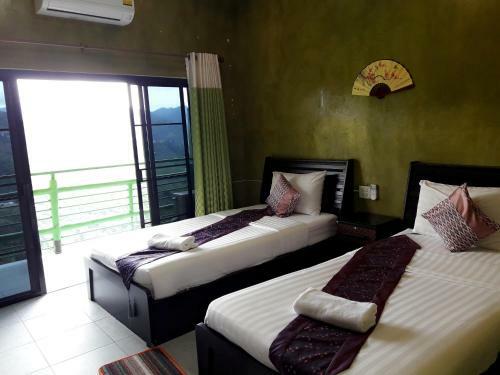 Hostal Baan Ruam Cha