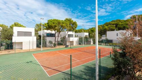 Villa 4 Bedroom Contemporary House, Llafranc, Costa Brava