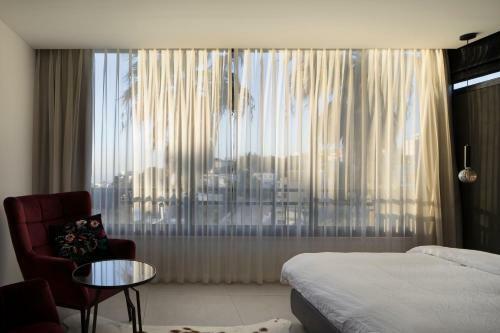 Urbanica Carmel- Boutique Aparthotel