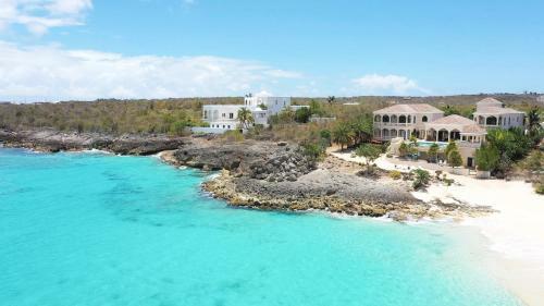 Sandcastle Villa & Beach House
