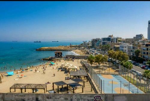Apartamento Beachfront Deck - 20 Meters From The Beach