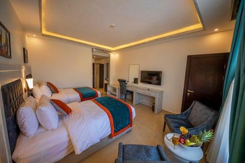 Petra Canyon Hotel