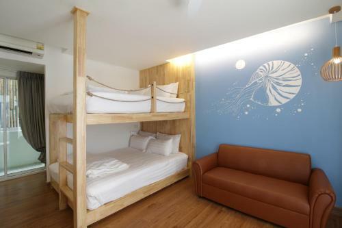 Hotel Tawaen Beach Resort