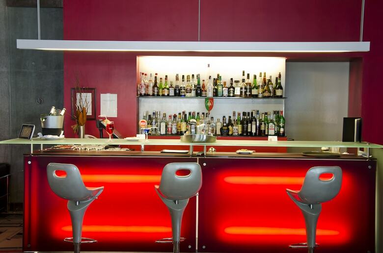 Hotel Vip Executive Arts