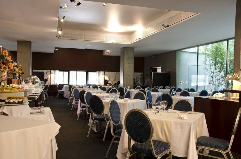 Hotel Vip Executive Arts