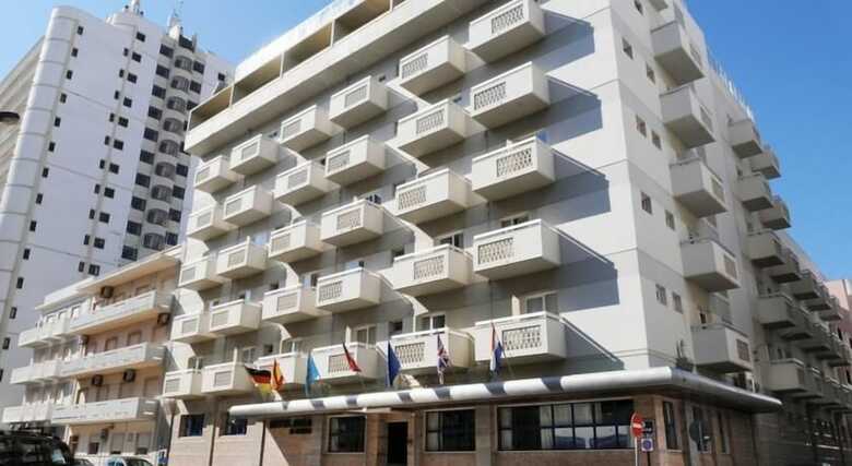 Ba�a Beach Hotel