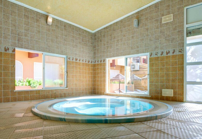 Hotel Choro Mar