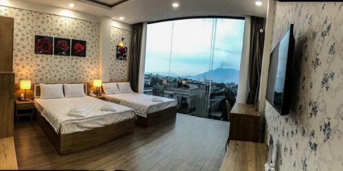 Hotel Kh�ch S?n Sky