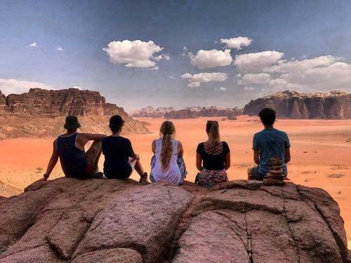 Wadi Rum Sky Tours & Camp