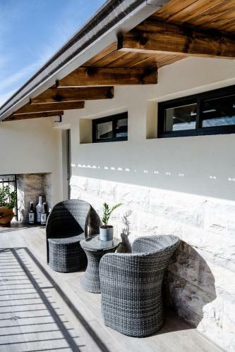 Lodge Valley Suites
