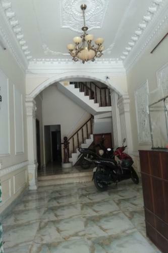 Happy Hotel Binh Chanh