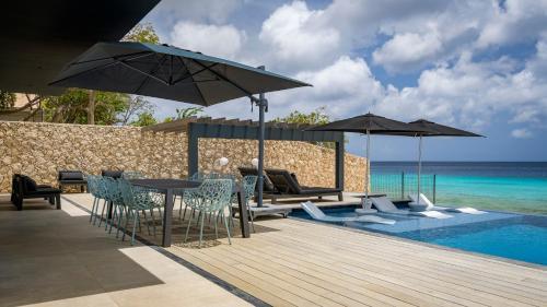 Exclusive Private Beach Villa (Newly Built!)
