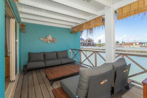 Kas Sumba In Water Villas