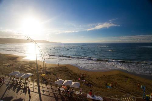 Apartamento Living Las Canteras - Front Line Suite