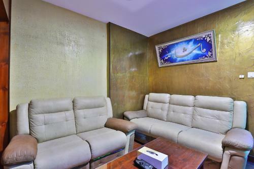 Hotel Oyo 288 Diafati Residential Units