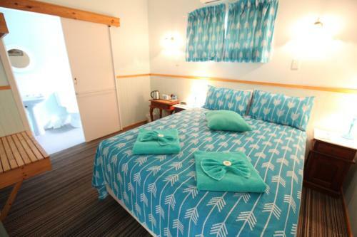 Hostal Jacaranda Guest House