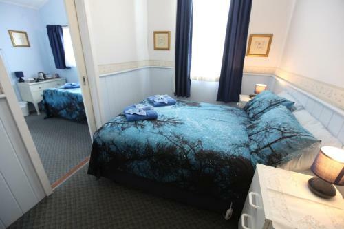 Hostal Jacaranda Guest House
