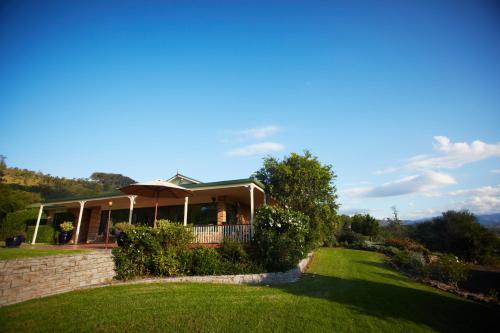Barrington River House