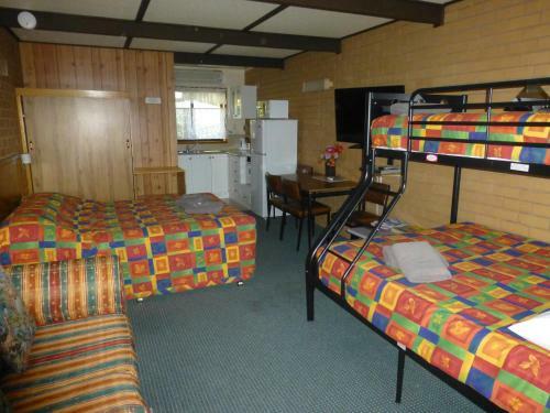 Golfers Retreat Motel