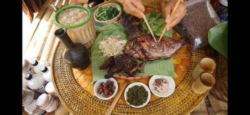 Hotel Khu Du L?ch Sinh Th�i Akoea