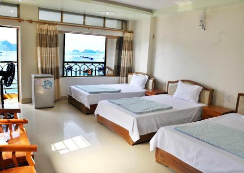 Private Balcony Hotel