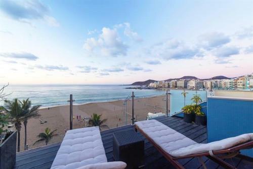 Stunning Beach Apartment