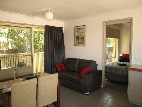 Old Coach Motor Inn Echuca