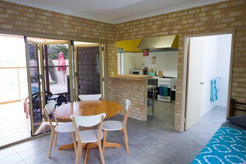 Albergue Lancelin Lodge