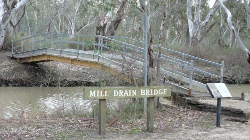 Loddon River Motel