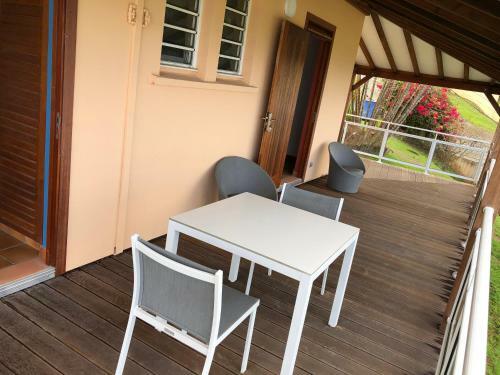 Bed & Breakfast Appartement Emeraude & Studio Azur