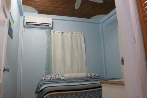 Ocean Views And Hospitable Hosts