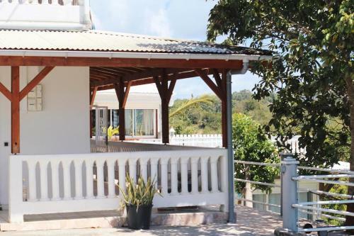 Brown's Villas