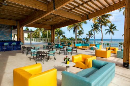 Hotel Arawak Beach Resort