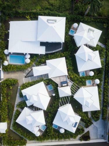 Villas Sandy Bay