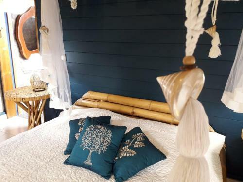 Hostal The Bluebamboo