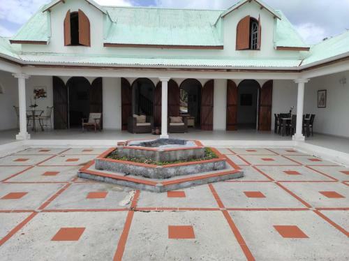 Villa Catal�ya