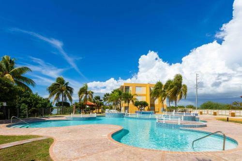 Water Front 1br Apartment 2