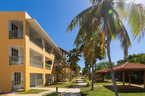 Water Front 1br Apartment 2