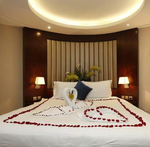 ???? ????? ????? Intour Hotel