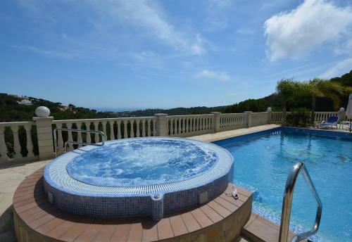 Villa Casa Pollino In Lloret de Mar
