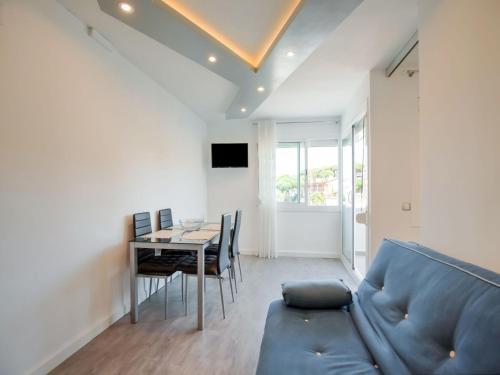 Nice Apartment In Catalu�a On The Mediterranean