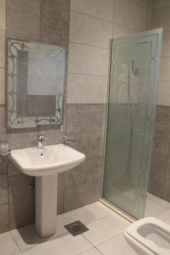 Apartamento Ayoon Almmlaka Hotel Suites 2
