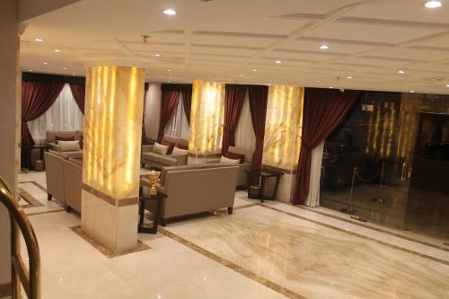 Apartamento Ayoon Almmlaka Hotel Suites 2