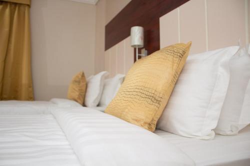 Apartamento Farha International Furnished Units 3
