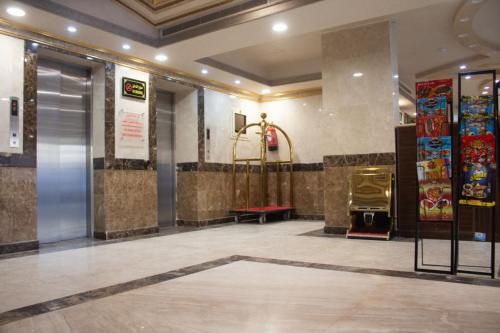 Apartamento Farha International Furnished Units 3