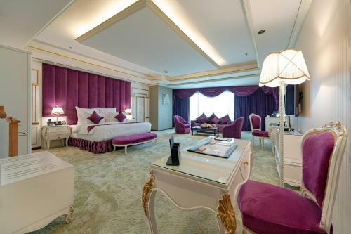 Wa Hotel