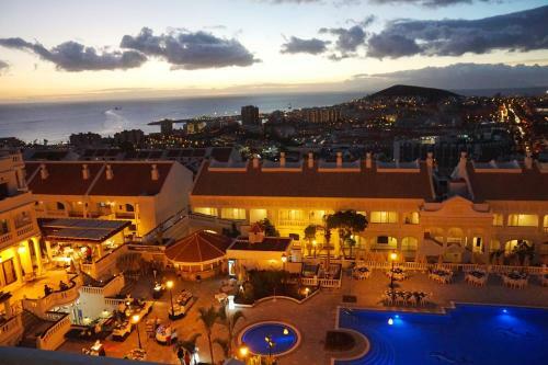 2-bedroom 4-star Apartment In Los Christianos