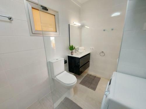 Sunny Cozy Nice Apartment Loscristianos Wifi,pool