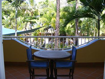 Aparthotel The York Beachfront Holiday Apartments